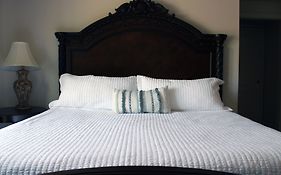 Silverton Inn & Suites